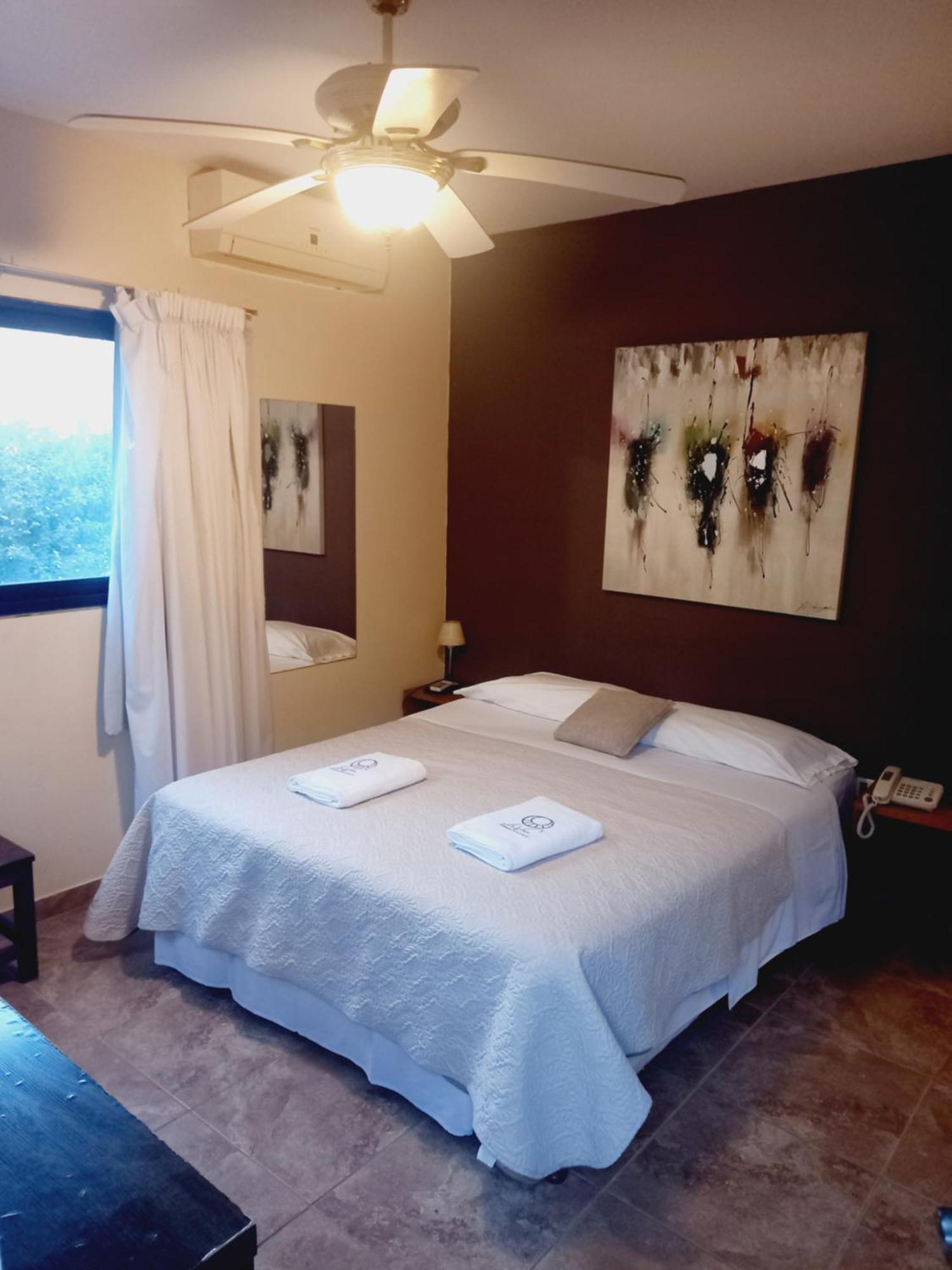 Posada Boutique Le Vrero Колонія-дель-Сакраменто Екстер'єр фото